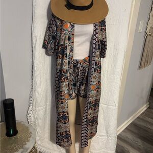 Bohemian Patterned Kimono and Shorts Set